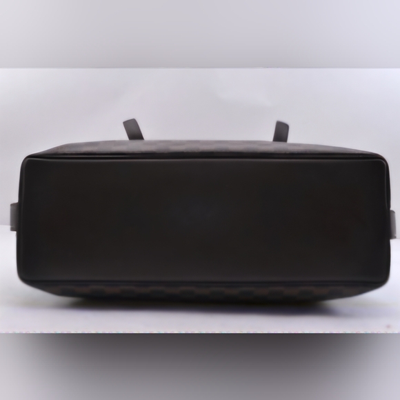 Louis Vuitton 'Chelsea' Damier Ebene (EUC) - Picture 5 of 15